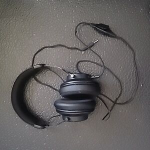 GameStop Black Over-Ear Headphones - As-Is